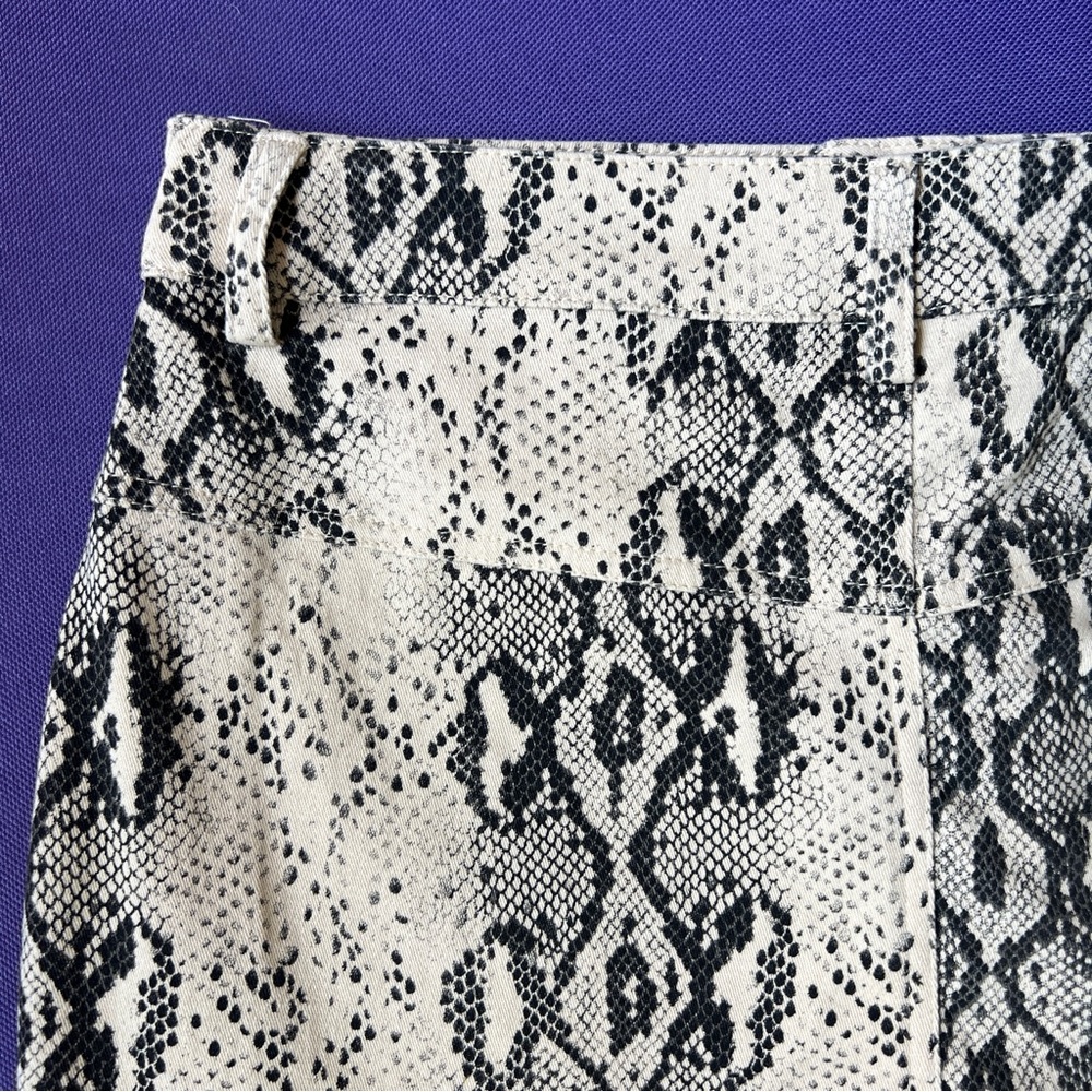 Superdown Isabella Snakeskin Mini Skirt - Picture 9 of 15